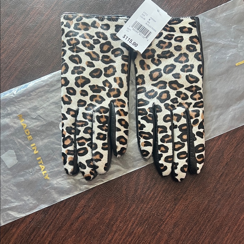 Leopard Print Women's Gloves